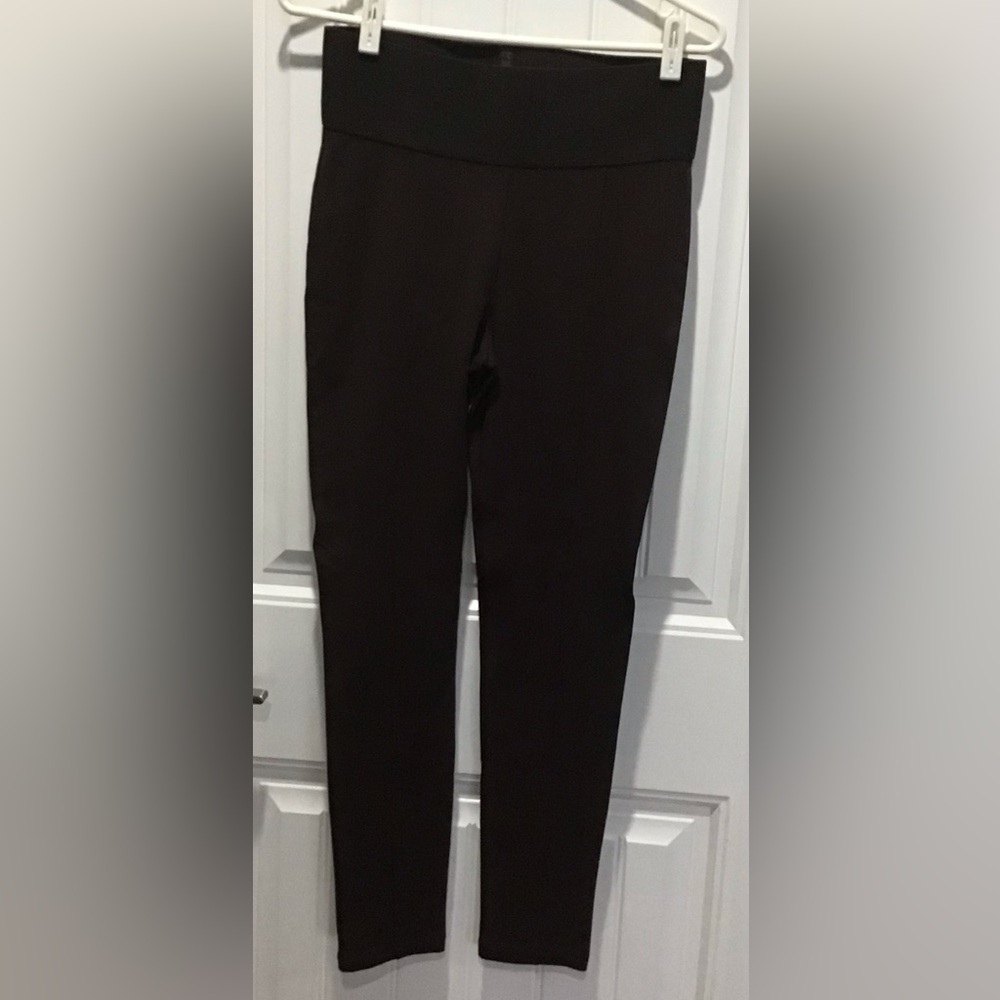 Peter Nygard Slims chocolate brown, size medium 10/12 high waisted